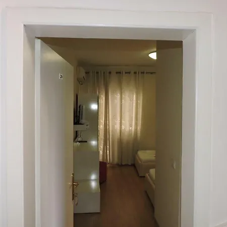 Hotel La Favorita Tirana