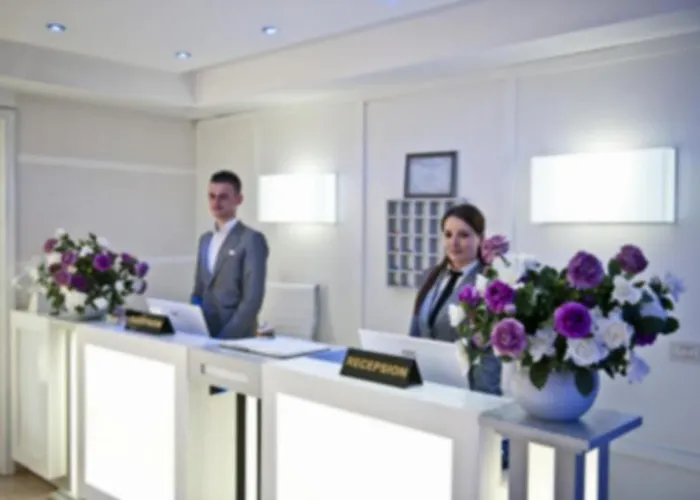 La Favorita 3* Tirana