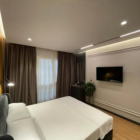 La Favorita 4* Tirana