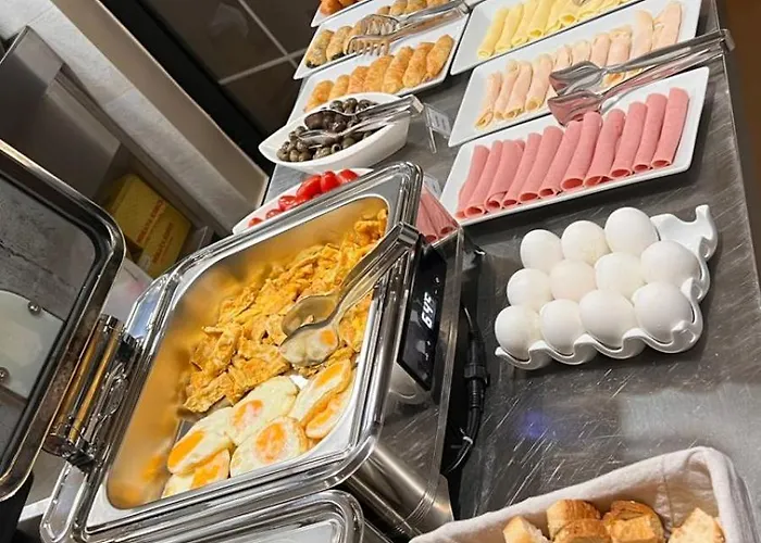 La Favorita Otel Tiran