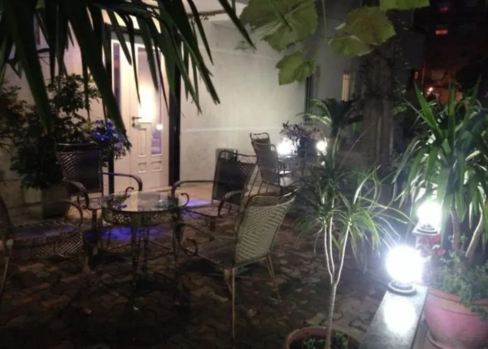 La Favorita Otel Tiran